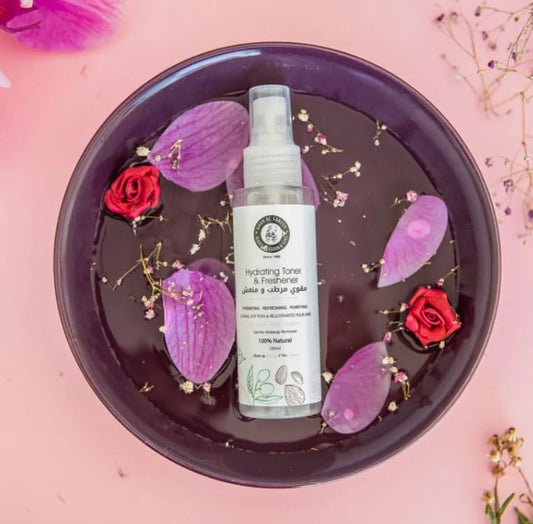 Face tonic with rose water
