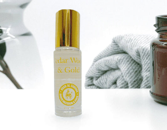 Prabangus plaukų ir kūno prausiklis su aukso dulkėmis ir kedro mediena "Cedar Wood & Pure Gold", 5 ml